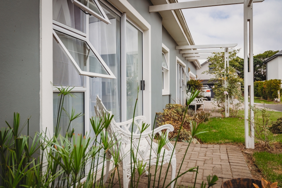 3 Bedroom Property for Sale in Kraaibosch Country Estate Western Cape